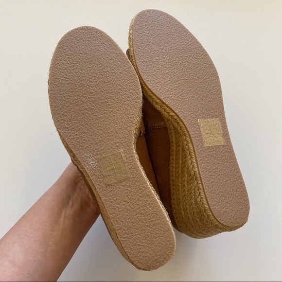 Jack Rogers || Suede Palmer Wedges Mauve Pink Rose Gold 7 NWOB - Picture 4 of 7